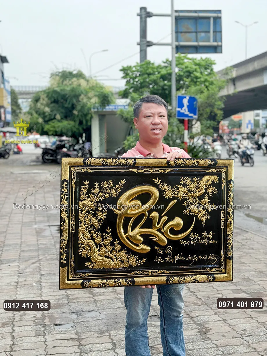H&igrave;nh ảnh nh&igrave;n nghi&ecirc;ng của bức tranh đồng